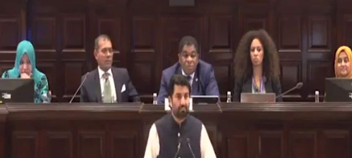 Boorish Pakistan creates ruckus Kashmir in Maldivian Parliament as India gives it back!