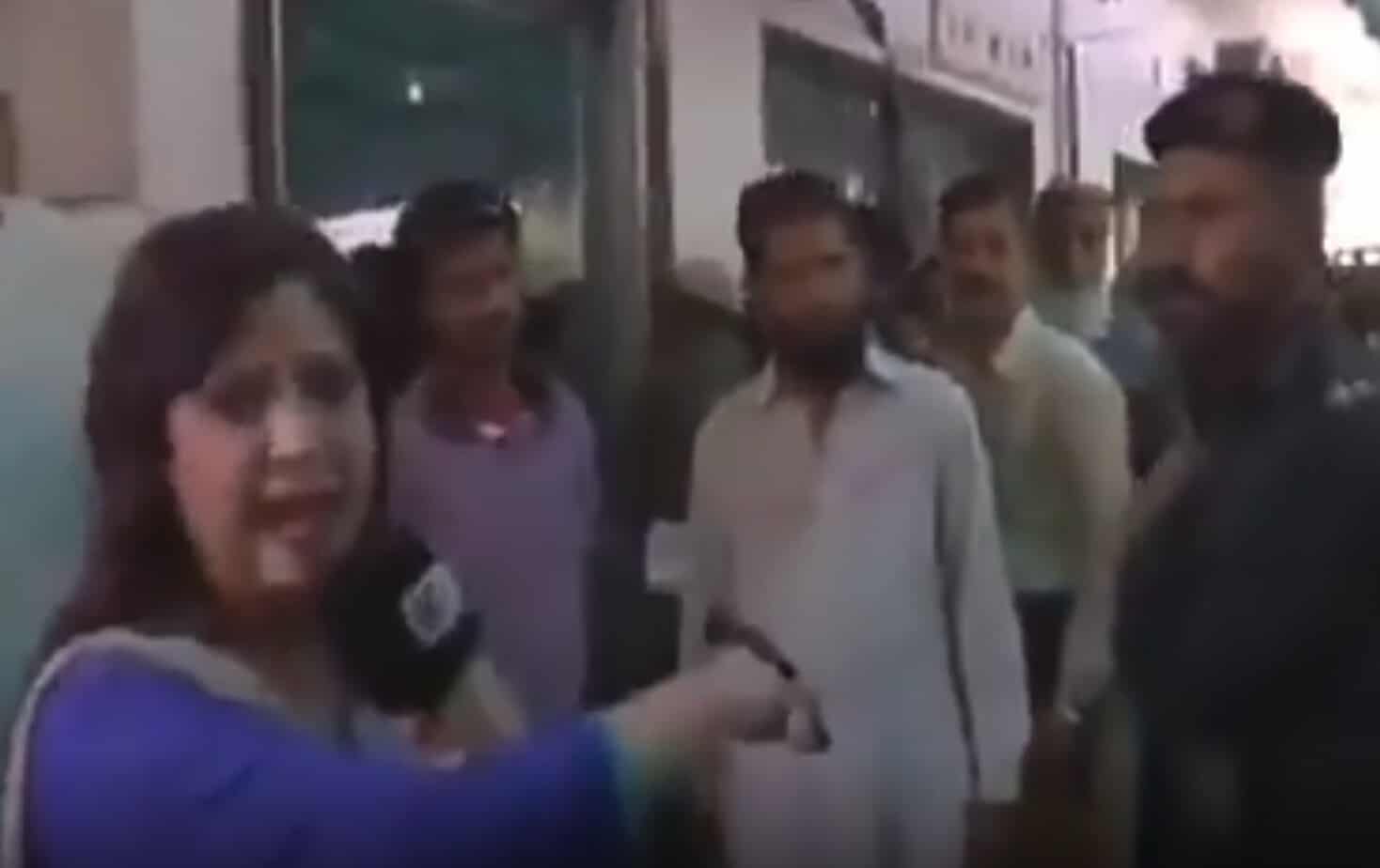 Policeman slaps female journalist in Pakistan when exposed