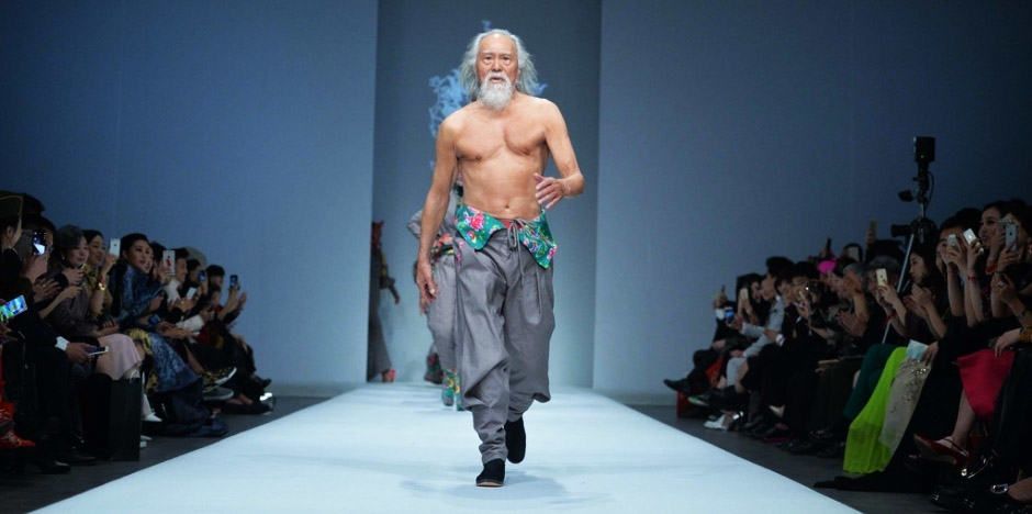                               Life Lessons from an 80 Year Old Who Became the Hottest Guy on Catwalk                             
                              