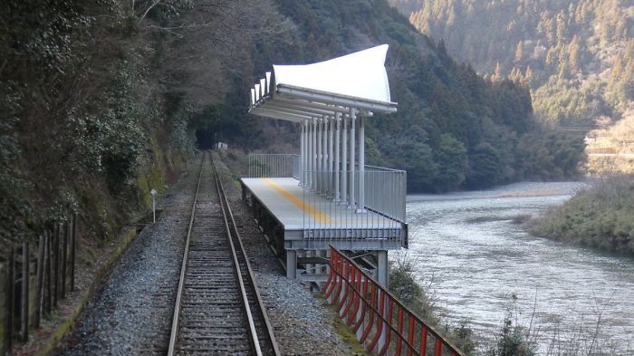 Seiryu Miharashi Eki – A Railway Station with No Entrance and No Exit